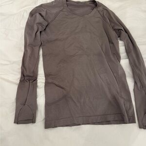 Long Sleeve purple swiftly tech in dusky lavender